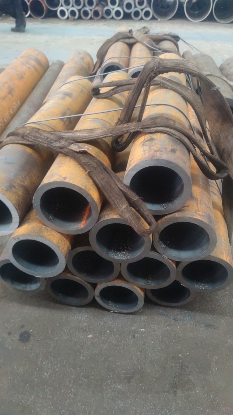 临漳临漳临漳15CrMoG无缝钢管切割